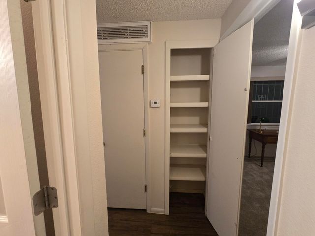 4627 Overland Street NE, Albuquerque, NM 87109