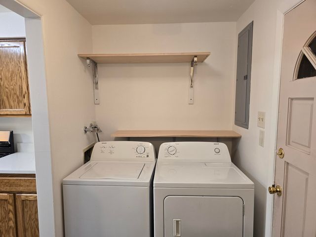 4627 Overland Street NE, Albuquerque, NM 87109