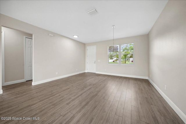 1035 Captiva Island Circle SW, Palm Bay, FL 32908