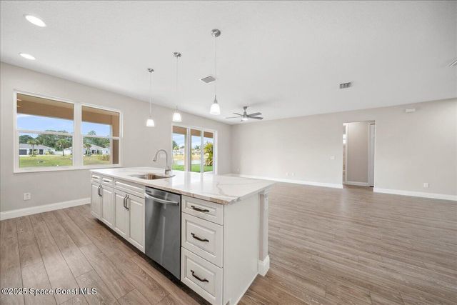 1035 Captiva Island Circle SW, Palm Bay, FL 32908