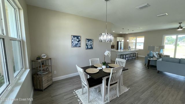 1035 Captiva Island Circle SW, Palm Bay, FL 32908