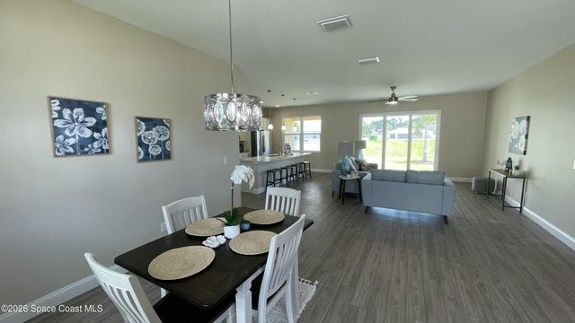 1035 Captiva Island Circle SW, Palm Bay, FL 32908