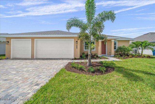 1035 Captiva Island Circle SW, Palm Bay, FL 32908