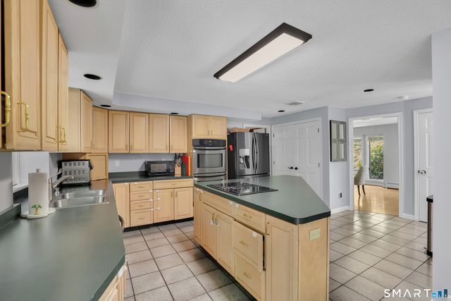 8 Pond View Road, Bolton, CT 06043
