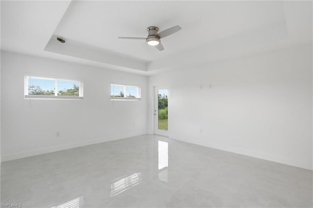 647 Whitmore LOOP, Lehigh Acres, FL 33972