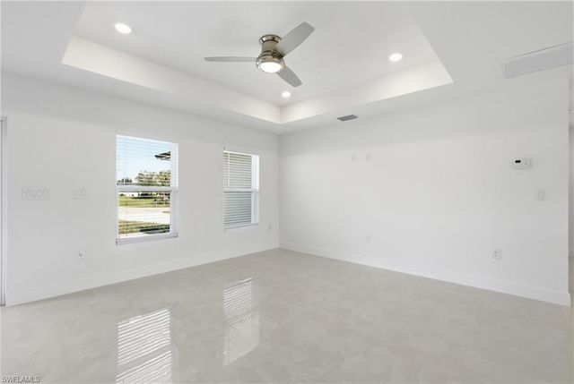 647 Whitmore LOOP, Lehigh Acres, FL 33972