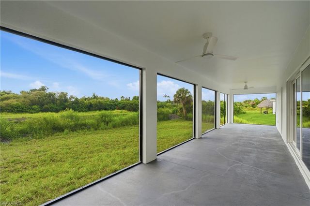 647 Whitmore LOOP, Lehigh Acres, FL 33972
