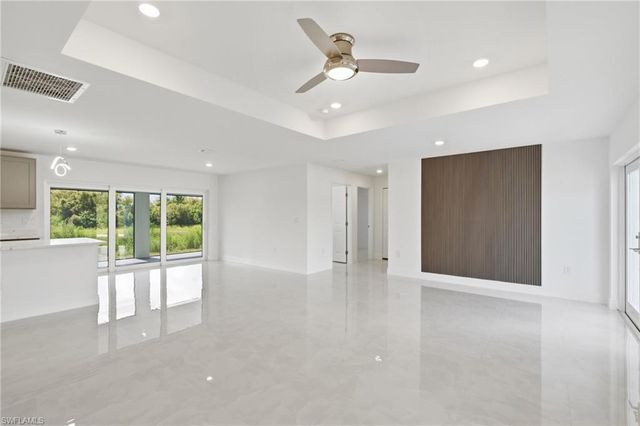 647 Whitmore LOOP, Lehigh Acres, FL 33972