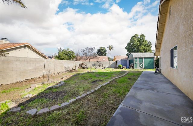 804 De Oro Court, Bakersfield, CA 93314