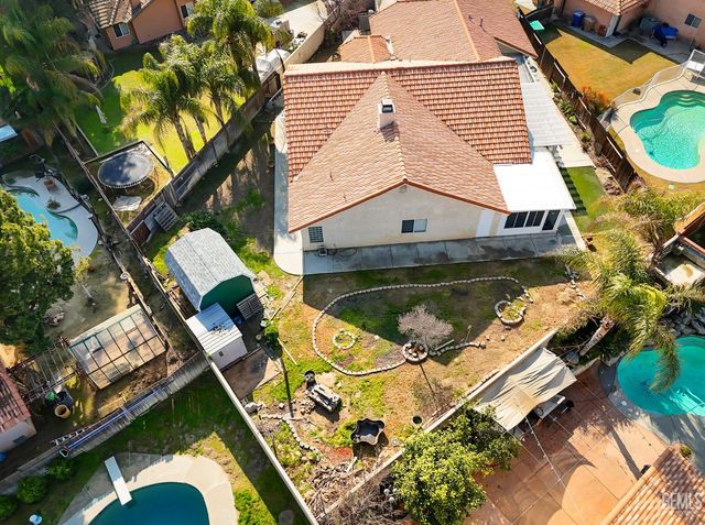 804 De Oro Court, Bakersfield, CA 93314