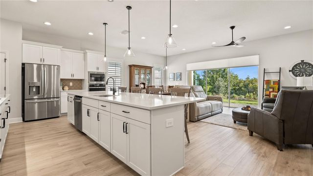 2071 LIMESTONE TRAIL, Kissimmee, FL 34747