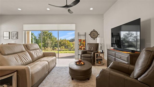 2071 LIMESTONE TRAIL, Kissimmee, FL 34747