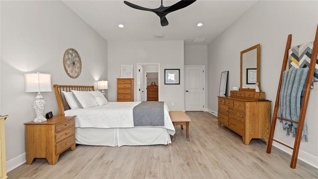 2071 LIMESTONE TRAIL, Kissimmee, FL 34747