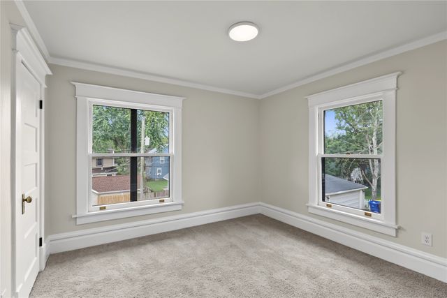 2810 Rutland Avenue, Des Moines, IA 50311