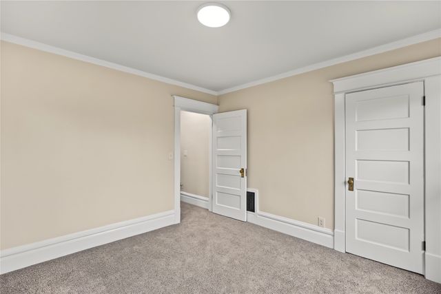 2810 Rutland Avenue, Des Moines, IA 50311