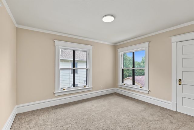 2810 Rutland Avenue, Des Moines, IA 50311