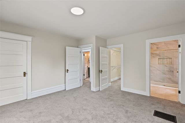 2810 Rutland Avenue, Des Moines, IA 50311