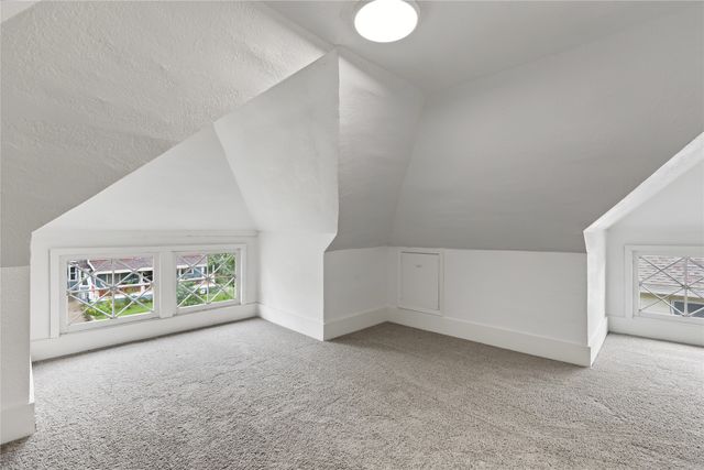 2810 Rutland Avenue, Des Moines, IA 50311
