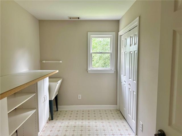 1594 Hardin Avenue, Atlanta, GA 30337