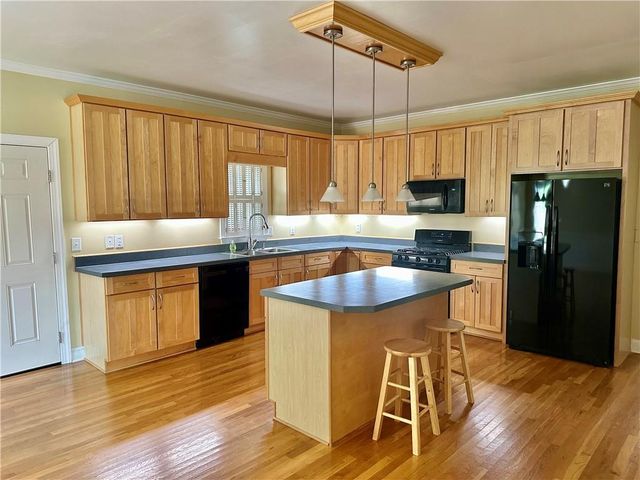 1594 Hardin Avenue, Atlanta, GA 30337