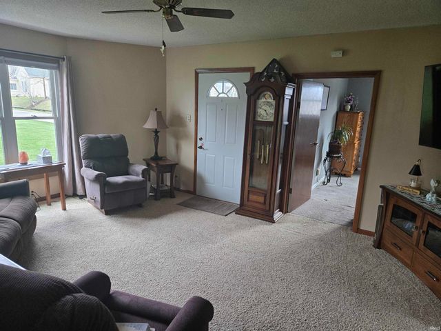 324 W Jay Street, Dunkirk, IN 47336