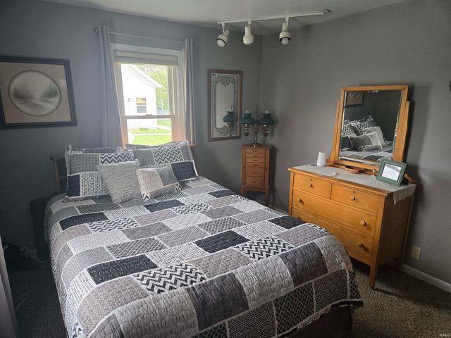 324 W Jay Street, Dunkirk, IN 47336