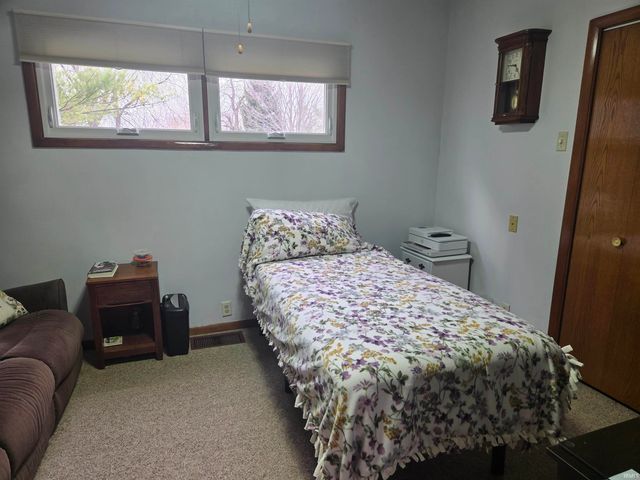 324 W Jay Street, Dunkirk, IN 47336