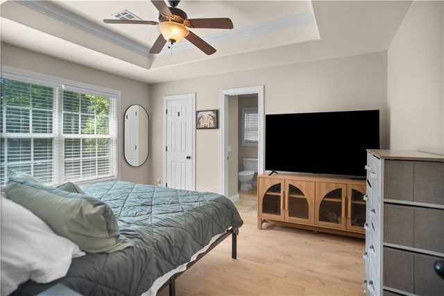6 Saint Agnes Lane, Bella Vista, AR 72714