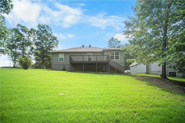 6 Saint Agnes Lane, Bella Vista, AR 72714