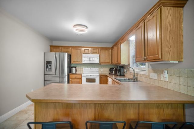 6 Saint Agnes Lane, Bella Vista, AR 72714