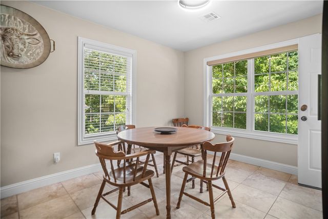 6 Saint Agnes Lane, Bella Vista, AR 72714