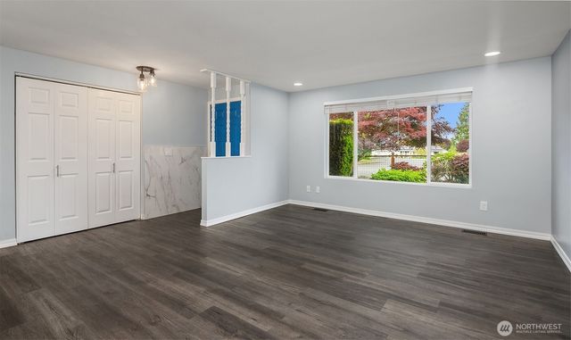6208 Sycamore Place, Everett, WA 98203