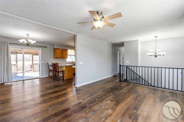 250 Suburban Drive, Billings, MT 59101