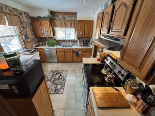 6 Ashburnham Rd, Worcester, MA 01606