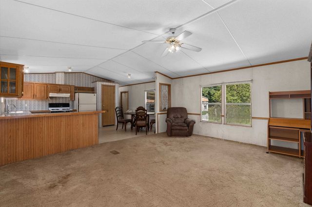 113 County Road 3032, Carthage, TX 75633