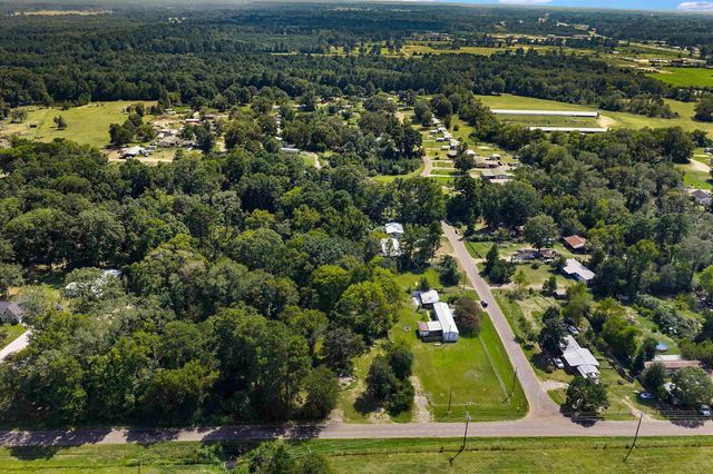 113 County Road 3032, Carthage, TX 75633