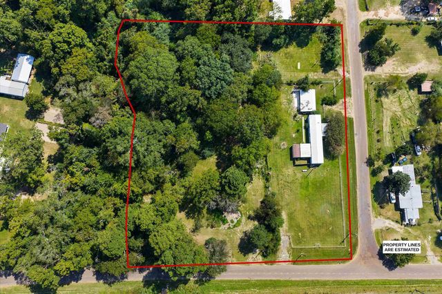 113 County Road 3032, Carthage, TX 75633