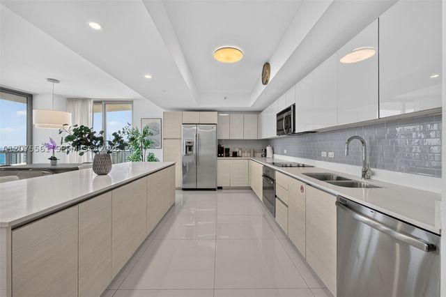 2600 E Hallandale Beach Blvd 2510, Hallandale Beach, FL 33009