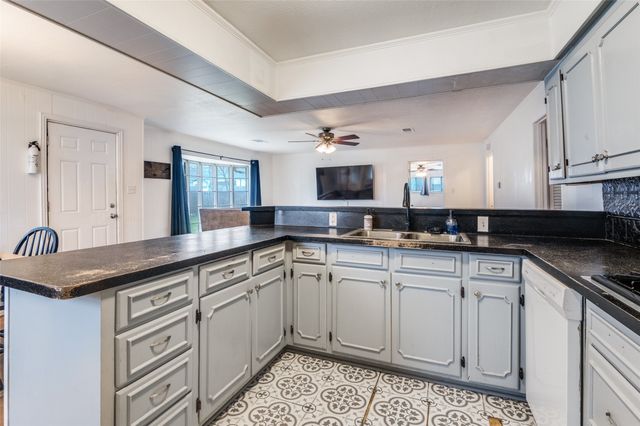 108 N Baker Street, Ferris, TX 75125