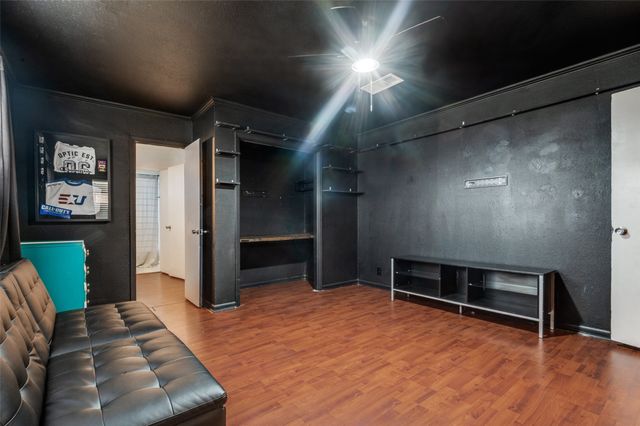 108 N Baker Street, Ferris, TX 75125