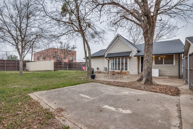 108 N Baker Street, Ferris, TX 75125