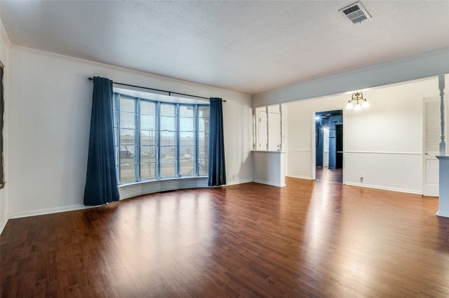 108 N Baker Street, Ferris, TX 75125