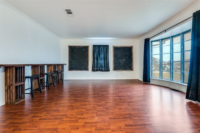 108 N Baker Street, Ferris, TX 75125