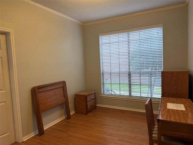 2121 El Paseo Street 1811, Houston, TX 77054