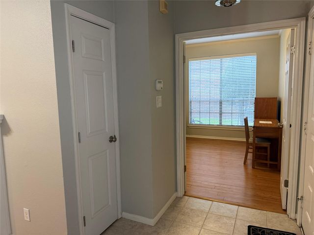 2121 El Paseo Street 1811, Houston, TX 77054