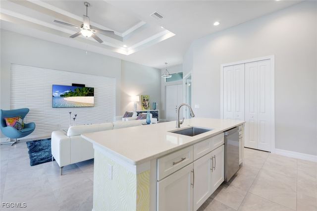 2214 Cape Coral PKWY W, Cape Coral, FL 33914