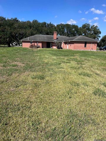 206 Ideal St, Belle Rose, LA 70341