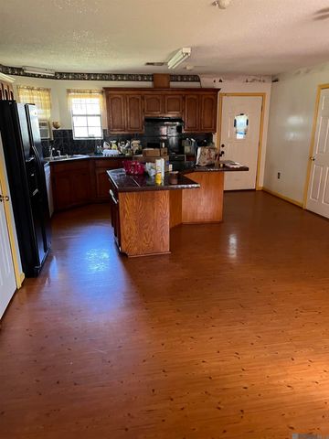 206 Ideal St, Belle Rose, LA 70341