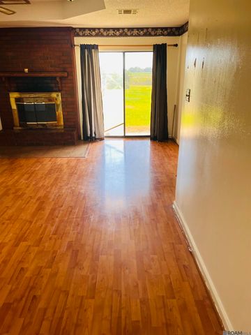 206 Ideal St, Belle Rose, LA 70341