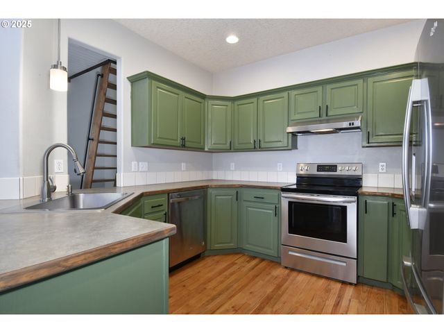 3605 Sw 25TH St, Gresham, OR 97080